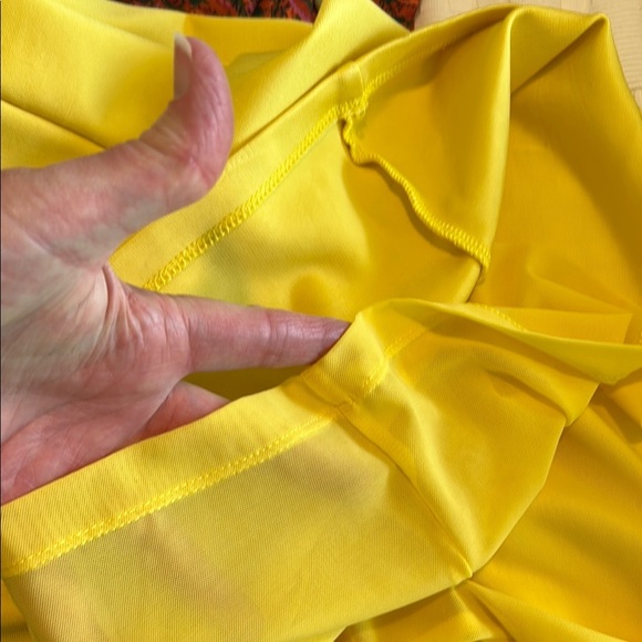 Alice + Olivia Yellow Ruched Bodycon Midi Dress - Picture 10 of 13